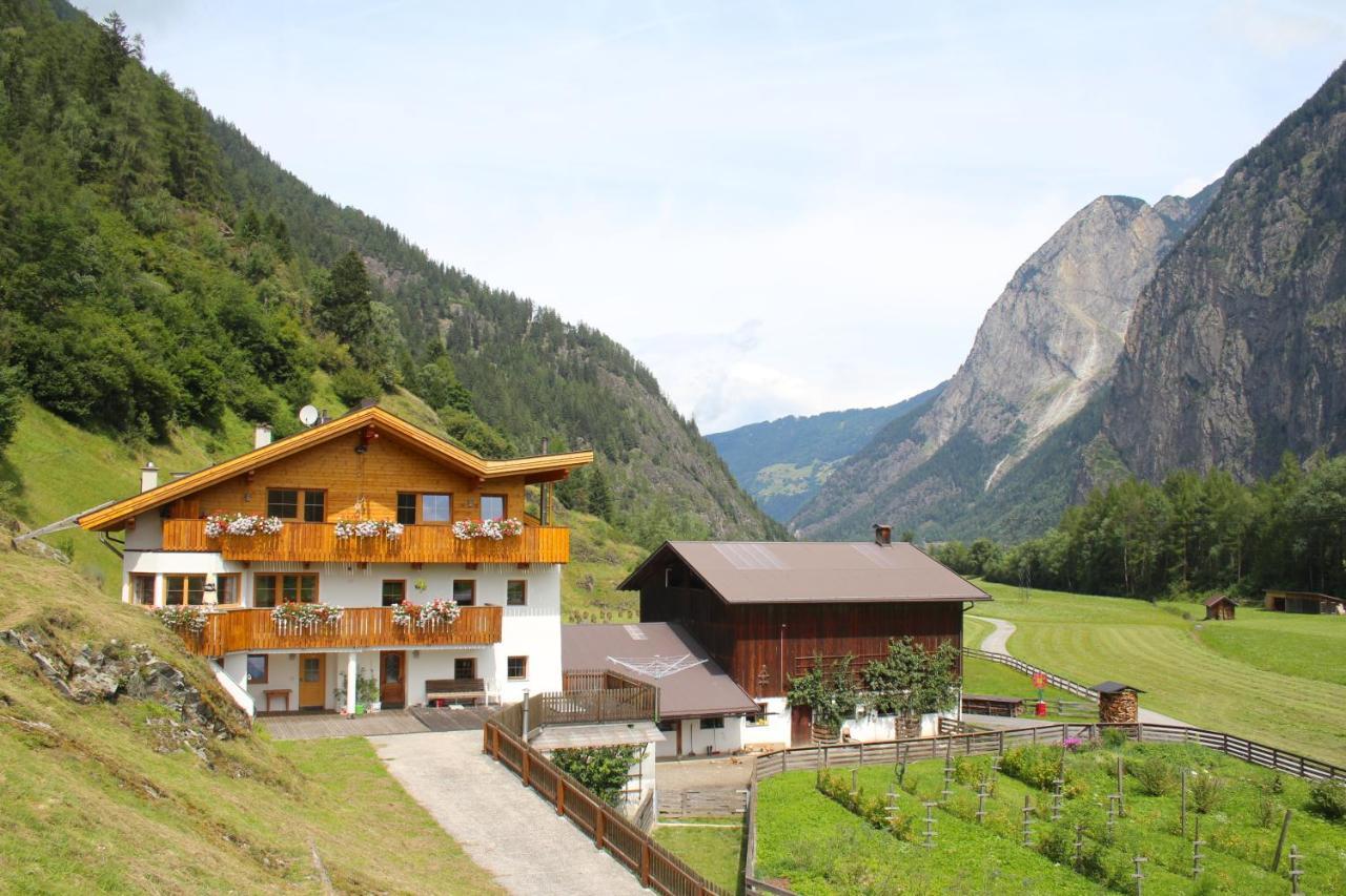 Michelas - Hof Umhausen Esterno foto